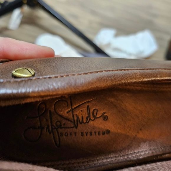 Women's Life Stride Faux Leather Brown Wedge Pump Slip On Shoe Size 11 Wide - Picture 13 of 13